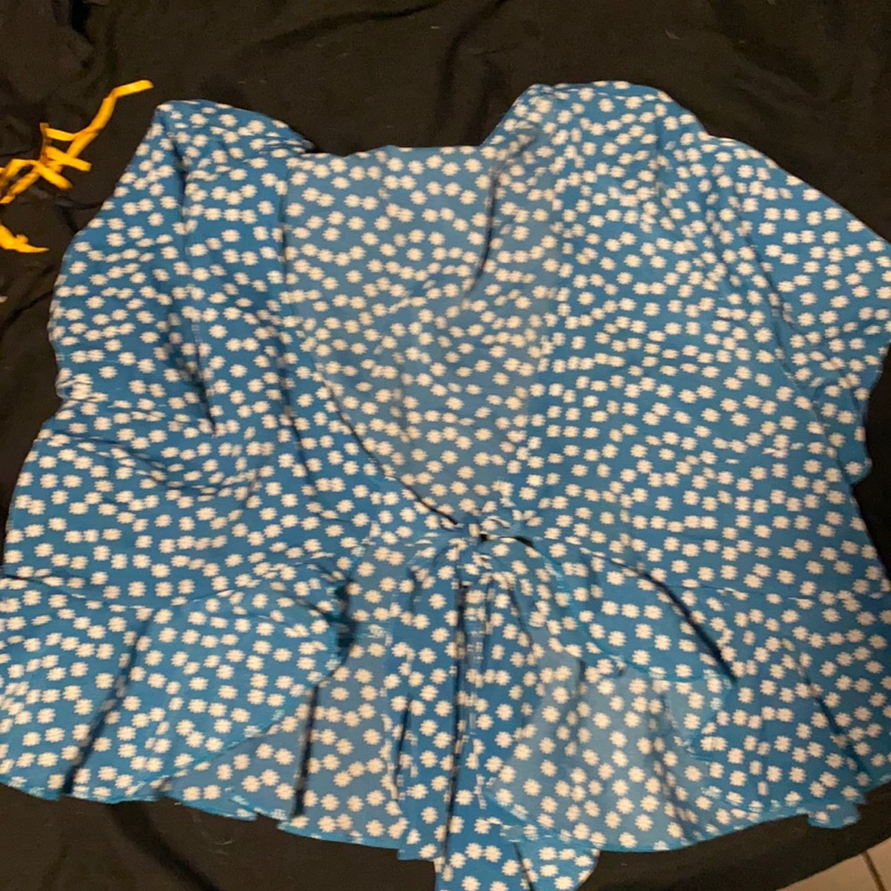 multiple crop and flowy tops